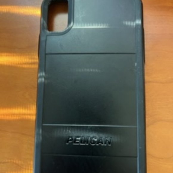 Voyager Case for Apple iPhone XR - Black: USED - Picture 1 of 2